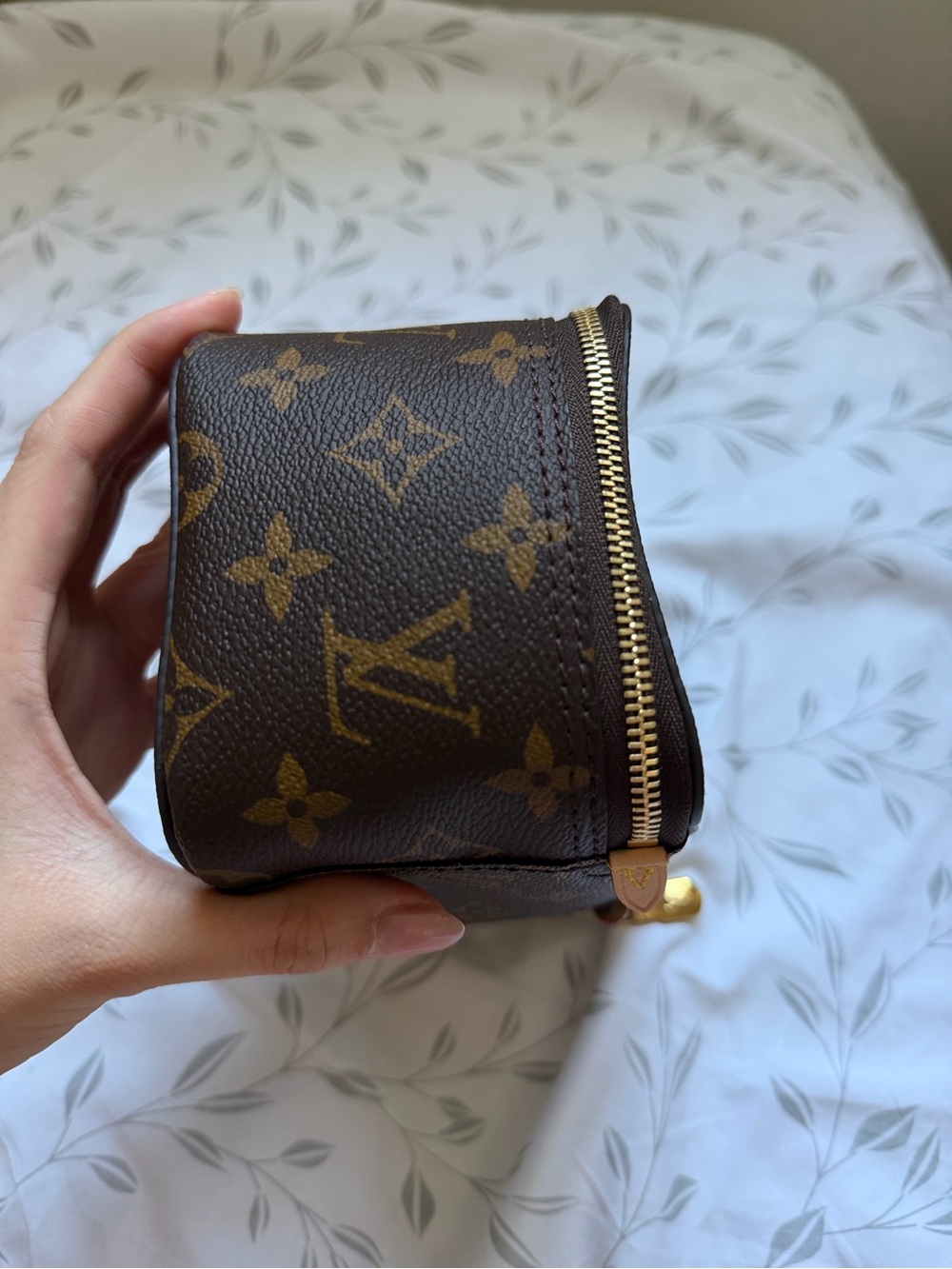 Louis Vuitton Monogram Packing Cube PM - Picture 6 of 7
